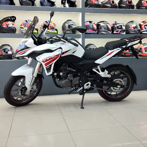BENELLI TRK 251 - ANDES MOTORS