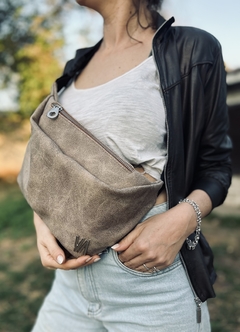 Maxi riñonera Austria - eco cuero visón - comprar online