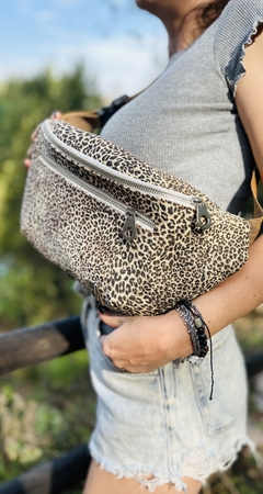 Maxi Riñonera London - animal print - comprar online