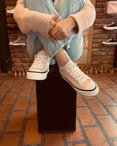 ZAPA CON PLATAFORMA LONA ROSA en internet