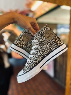 ZAPA BOTITA DE LONA ANIMAL PRINT - tienda online