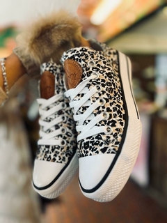 ZAPA DE LONA ANIMAL PRINT - comprar online