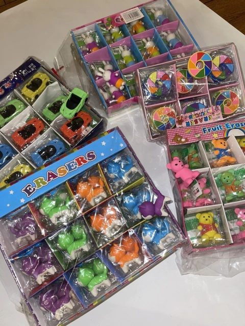 Gomas de borrar ( (x6 UNIDADES SURTIDAS)