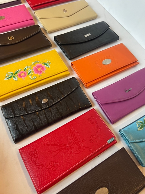 Billetera CUERO VEGANO %