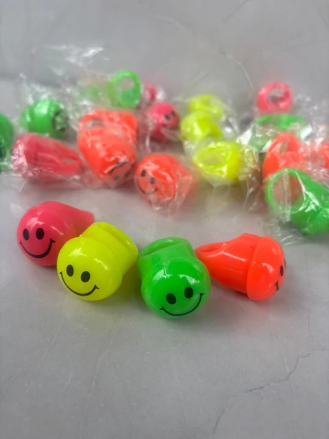 Pack x4 ANILLOS SMILE DE COTILLÓN (ideal carnaval carioca) - comprar online