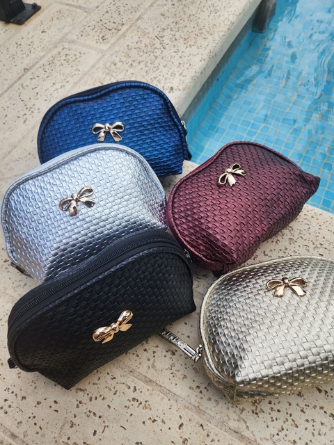 Neceseires enrrejados con aplique de MOÑO