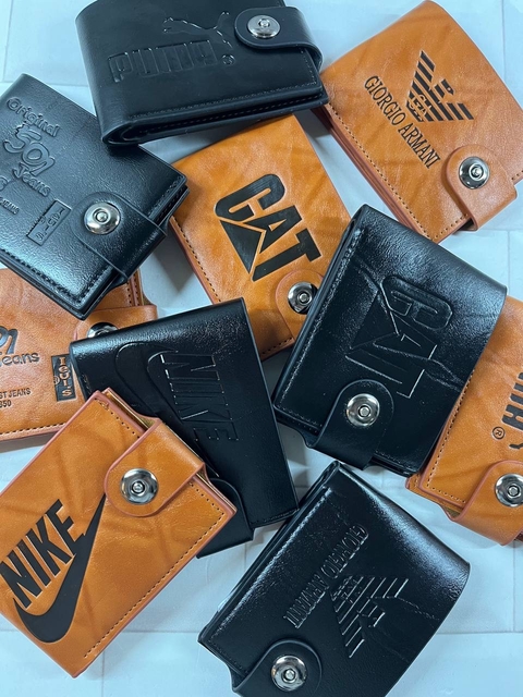 Billetera LOGO con botón imantado