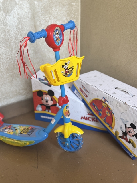 MONOPATÍN 3 RUEDAS (con luz, sonido, y canasto) LICENCIA OFICIAL - comprar online