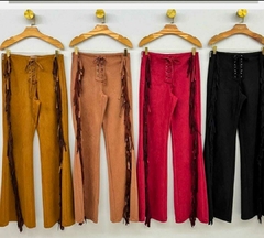 Calça suede com franjas na lateral - comprar online