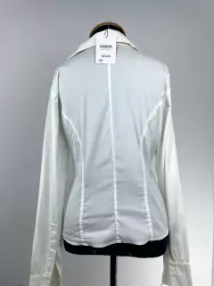 CAMISA DE BABADOS BRANCA P – LE LIS BLANC - Fridaria Second Hand Store