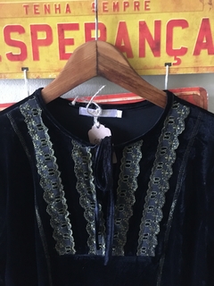 Blusa Veludo preta - comprar online