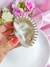 B. Ear cuff Cravejado - Lojas Izabela Reis