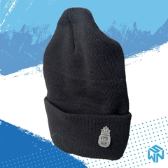 SWN - Gorro lana con pin AFA - Negro - comprar online