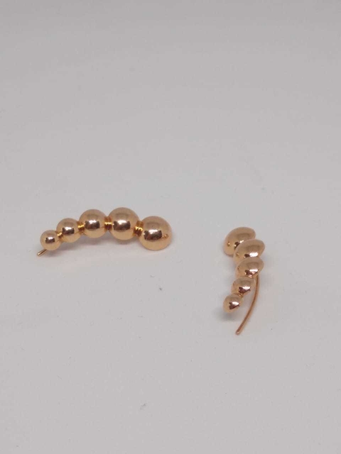 Aros trepadores bolitas laminado oro 18k - Romminox