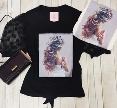 T-shirt maga tule bolinha