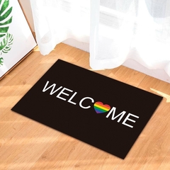 Tapete capacho Welcome Pride arco-íris coração 60x40 cm