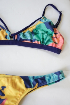 Bikini Rusty de flores - comprar online