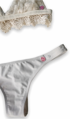 Bikini cremita GUADALUPE CID - comprar online
