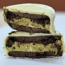 ALFAJOR PISTACHO,SIN AZUCAR CHOCOLATE BLANCO X 6un(VENTO FIT)