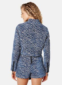 JAQUETA JADE na internet