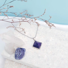 Colar Pirâmide Pedra Natural | Aço Inoxidável - Alma Gêmea Acessórios