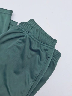 Pantalón escolar fantasía niño en internet