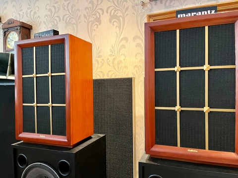 Par de caixas ElectroVoice Aristocrat