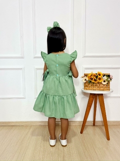 Vestido Helena bordado Verde Claro - Acompanha Laço na internet