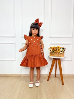 Vestido Helena bordado Caramelo - Acompanha Laço
