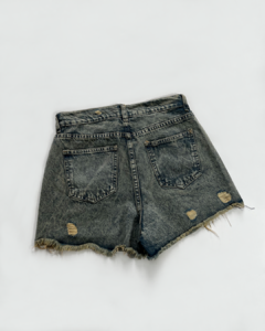 SHORT JEAN OXIDO CON ROTURAS - comprar online