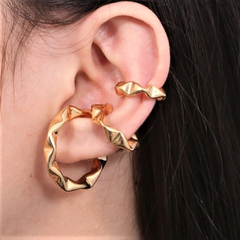 Piercing torcido banhado a ouro 18k- tamanho M - comprar online