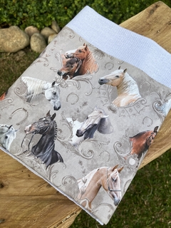 Pano de Prato - Cavalos - comprar online