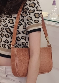 Bolsa Couro Croco com alças médias LuaMe - comprar online