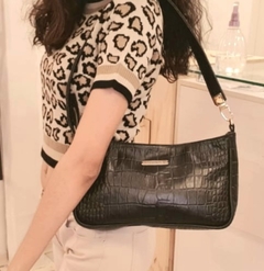 Bolsa Couro Croco com alças médias LuaMe na internet