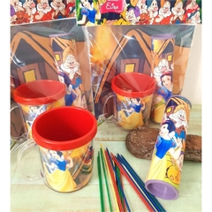 PEGA VARETAS COM CANECA E FINI - comprar online