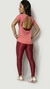 Blusa com recorte nas costas