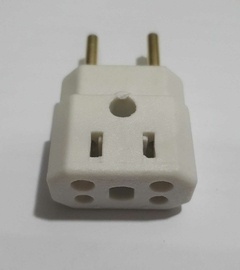 Adaptador Benjamim 3 Pinos Para 2 Pinos 10a e 20a Bob Esponja Plástico Reforçado estilo Porcelana - comprar online