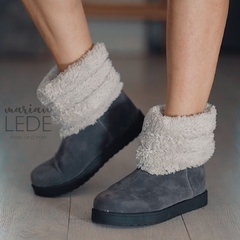 Pantu botas Love gris