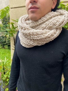 Cuello Isidoro - comprar online