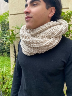 Cuello Isidoro - comprar online