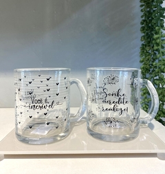 Caneca vidro c/frase unitária 330ml