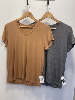REMERA BRUNA - comprar online