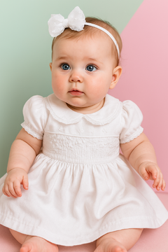 Vestido casinha de abelha bordado floral - comprar online
