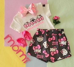 Conjunto Manga Curta da Hello Kitty com Strass