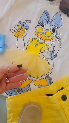 Blusa Off da Daisy com Babadinho na internet