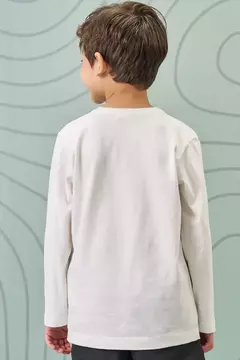 Camiseta em meia malha na internet