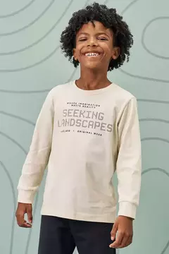 Camiseta em meia malha