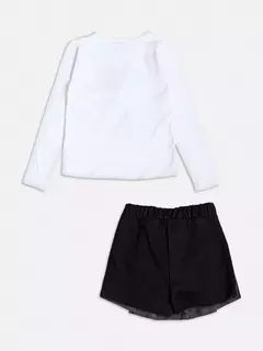 Imagem do Conjunto com blusa bailarina e short saia em couro Preto