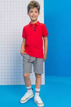 Conjunto de camisa polo em meia malha e bermuda em tecido noronha