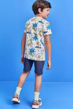 Conjunto de camiseta em meia malha e bermuda em cotton jeans com elastano - comprar online